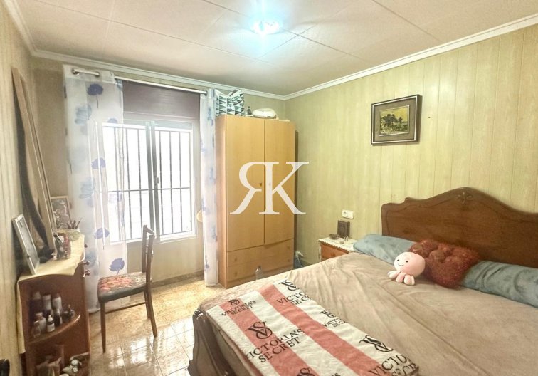 Resale - town house - Torrevieja - Playa del Cura