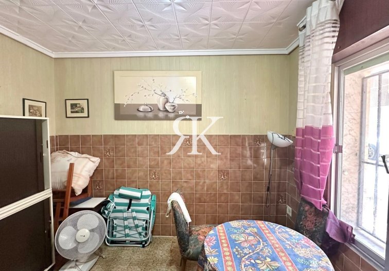 Resale - town house - Torrevieja - Playa del Cura