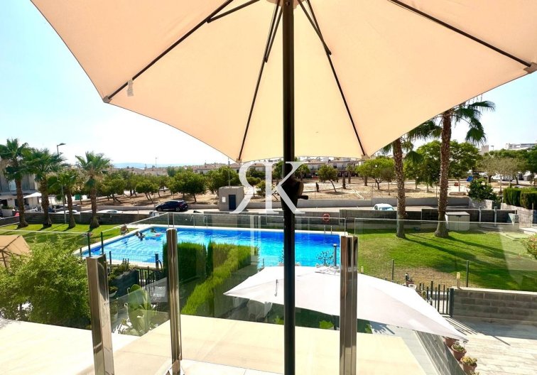 Revente - town house - Torrevieja - Aguas Nuevas