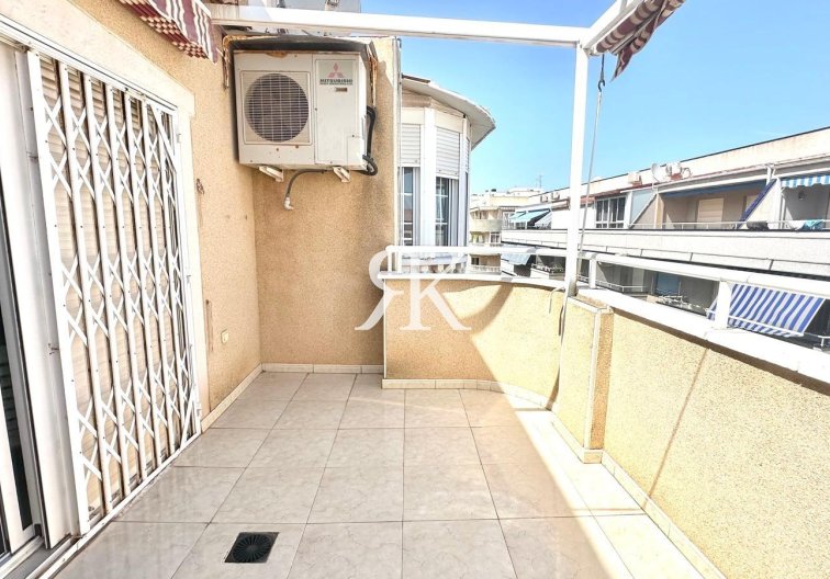 Segunda mano - Atico - Torrevieja - Centro