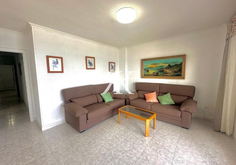 Resale - Apartment - Torrevieja - Centro