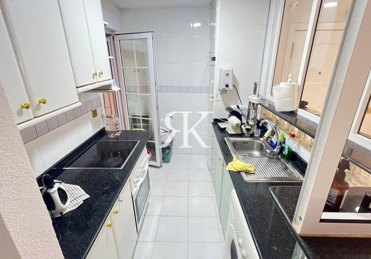 Resale - Apartment - Torrevieja