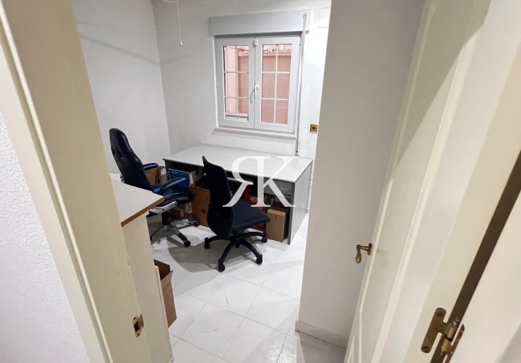 Resale - Apartment - Torrevieja