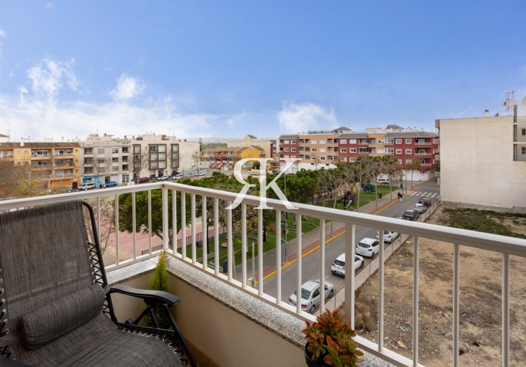 Segunda mano - Apartamento  - Los Montesinos - Costa Blanca