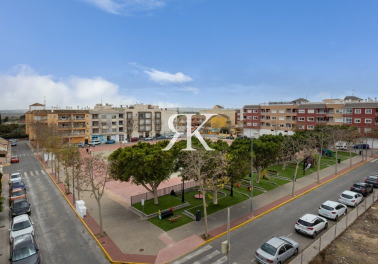Segunda mano - Apartamento  - Los Montesinos - Costa Blanca