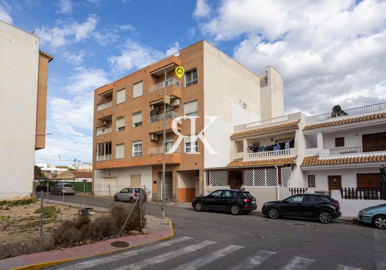 Segunda mano - Apartamento  - Los Montesinos - Costa Blanca