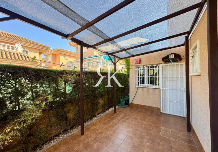 Revente - villa - Torrevieja - Costa Blanca