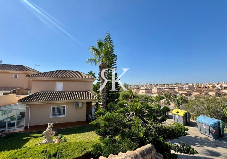 Revente - villa - Torrevieja - Costa Blanca