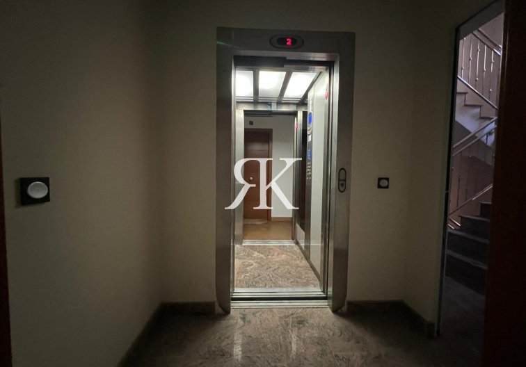 Revente - Appartement - Torrevieja - Centro