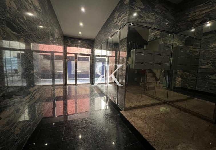 Revente - Appartement - Torrevieja - Centro