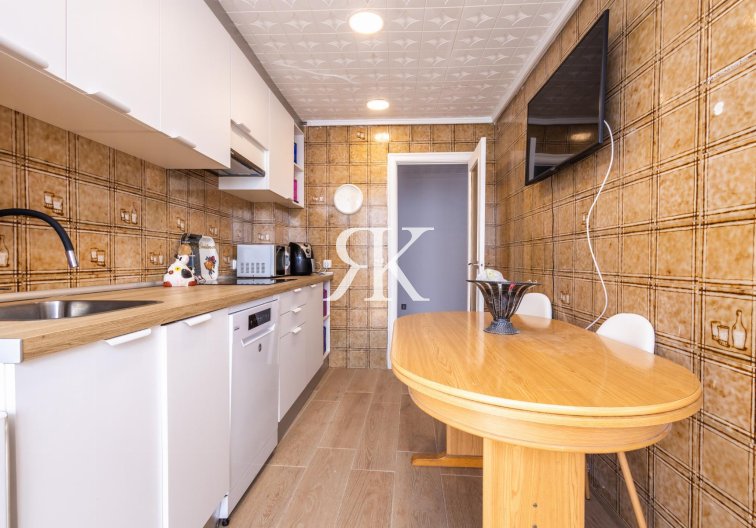 Resale - Apartment - Torrevieja - Costa Blanca