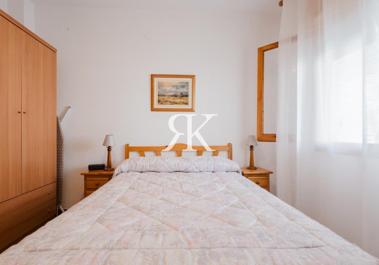 Resale - Bungalow - Torrevieja - Costa Blanca