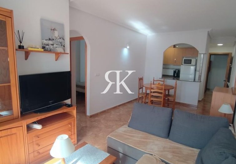 Segunda mano - Apartamento  - Torrevieja - CASCO URBANO