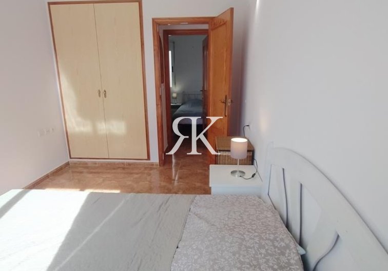 Segunda mano - Apartamento  - Torrevieja - CASCO URBANO