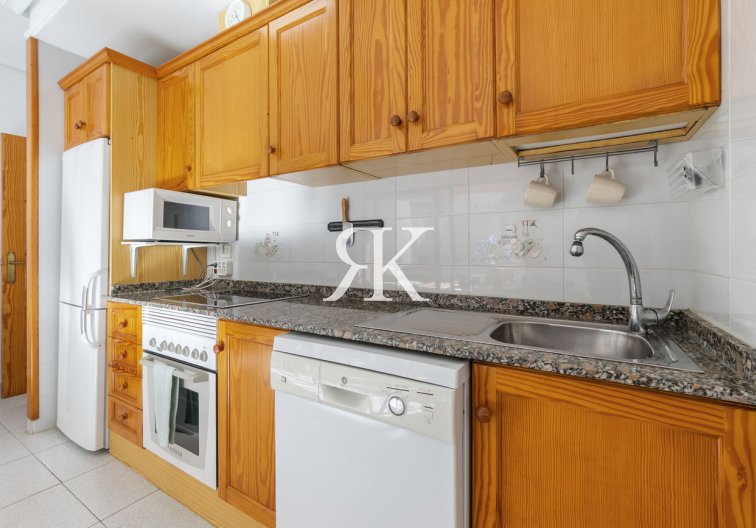 Resale - Apartment - Torrevieja - Playa del Cura