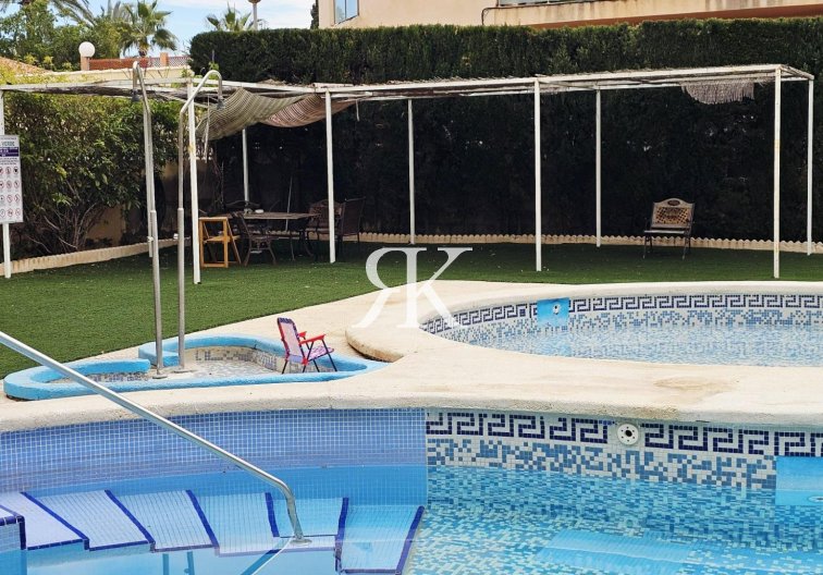 Wiederverkauf - Wohnung - Torrevieja - Nueva Torrevieja