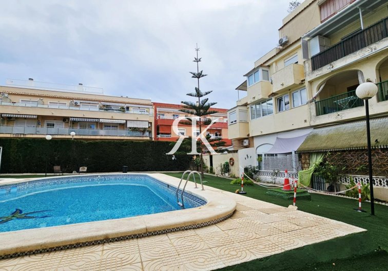 Wiederverkauf - Wohnung - Torrevieja - Nueva Torrevieja