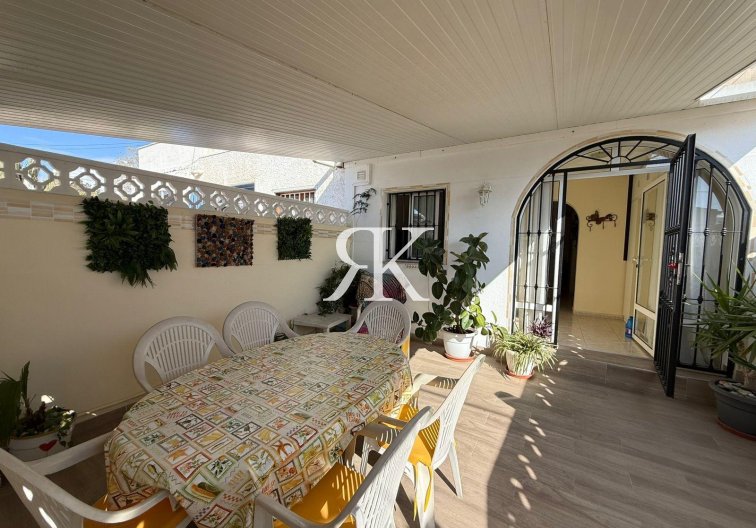 Segunda mano - town house - Torrevieja - Calas Blanca