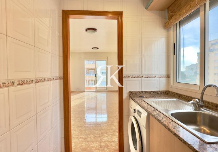 Wiederverkauf - Wohnung - Torrevieja - Playa del Cura