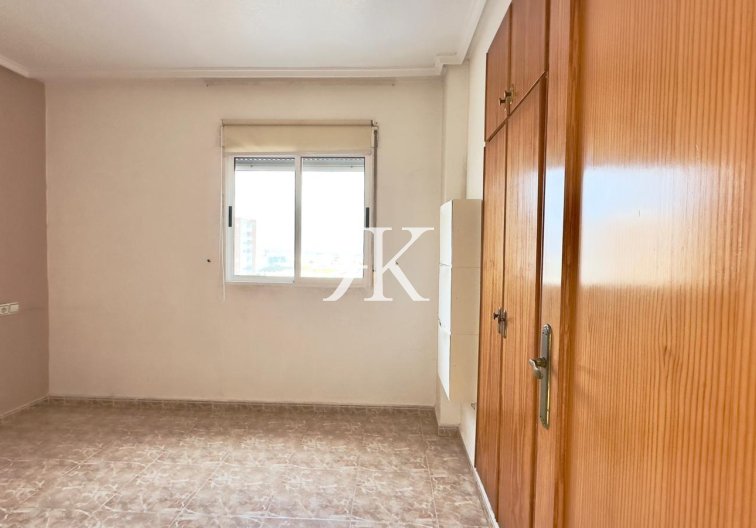 Wiederverkauf - Wohnung - Torrevieja - Playa del Cura