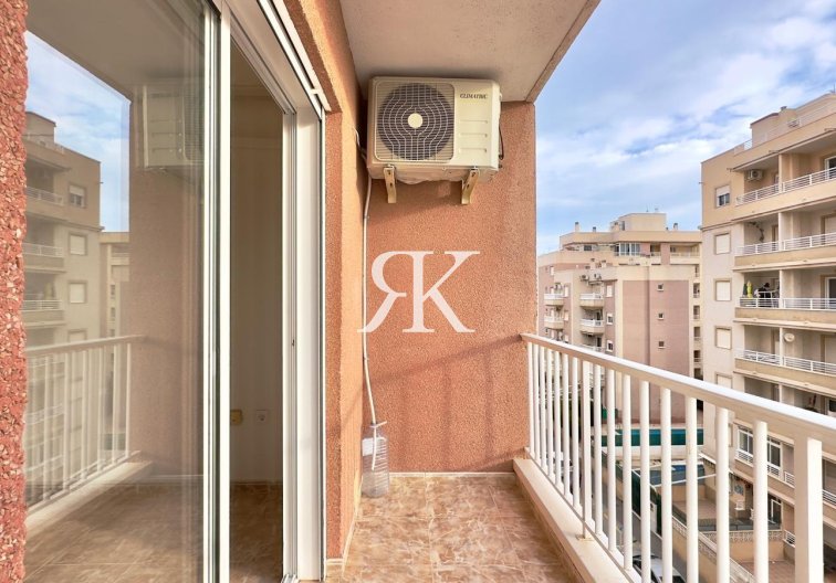 Wiederverkauf - Wohnung - Torrevieja - Playa del Cura