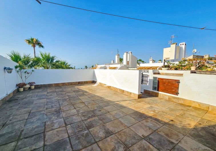 Resale - Apartment - Orihuela Costa - Villamartín