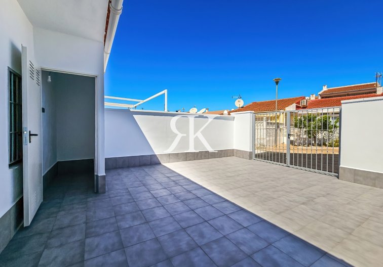 Herverkoop - Bungalow - Torrevieja - Las Torretas