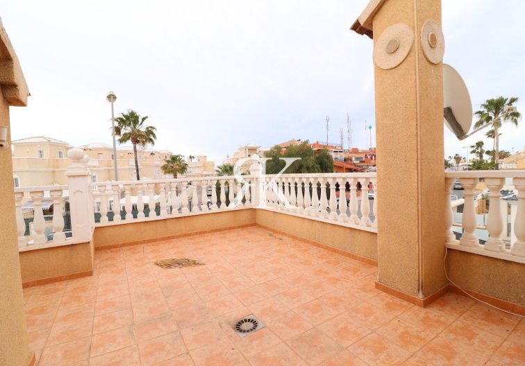 Herverkoop - Vrijstaande villa - Torrevieja - Los Balcones - Los Altos 