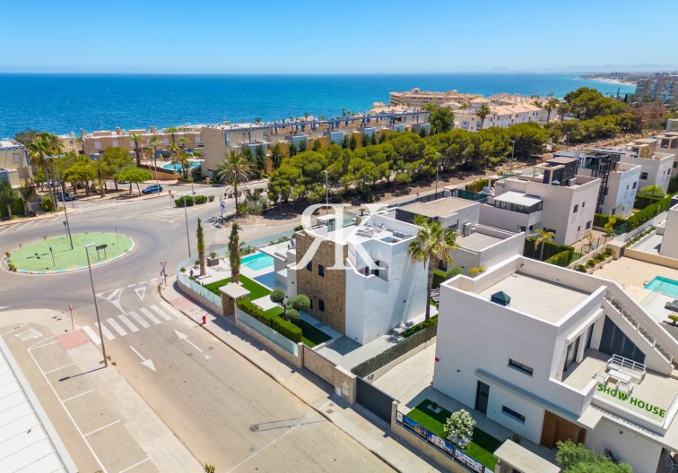 Herverkoop - Vrijstaande villa - Orihuela Costa - Campoamor