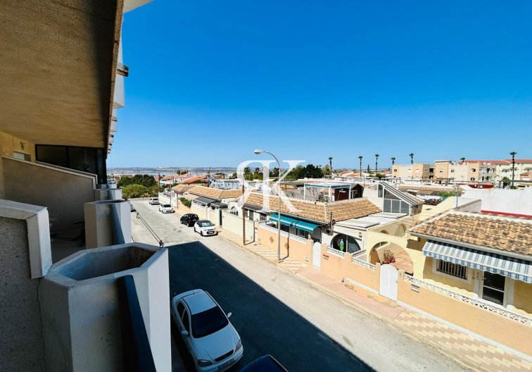 Resale - Apartment - Torrevieja - El Chaparral