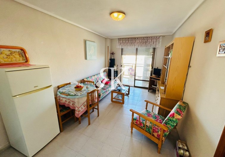 Resale - Apartment - Torrevieja - El Chaparral