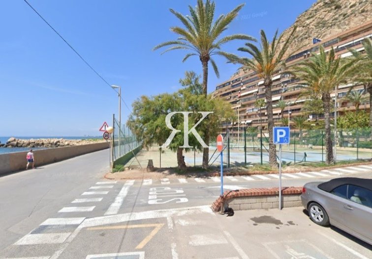 Gebouwd op aanvraag - Appartement - Alicante - Albufereta