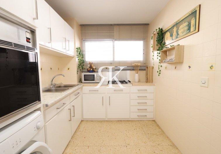 Construida bajo pedido - Apartamento  - Alicante - Albufereta