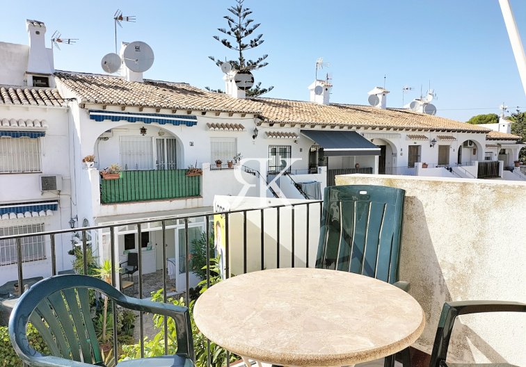 Segunda mano - Apartamento  - Torrevieja - Los Balcones - Lago Jardin