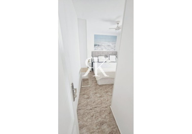 Gebouwd op aanvraag - Appartement - Torrevieja - Calas Blancas