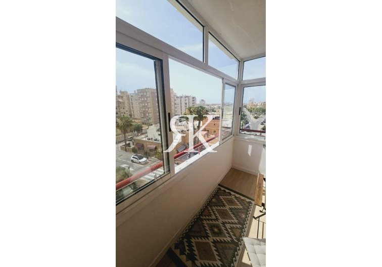 Gebouwd op aanvraag - Appartement - Torrevieja - Calas Blancas