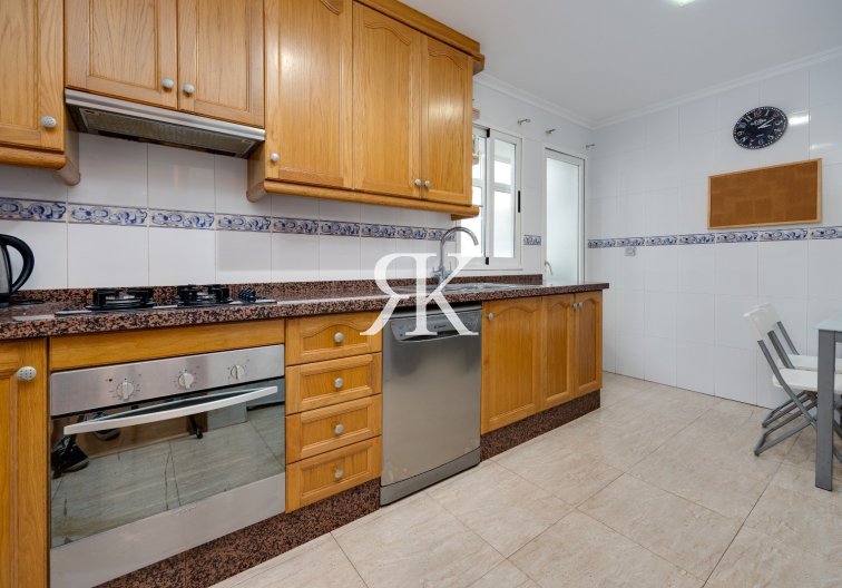 Herverkoop - Appartement - Torrevieja - Centro