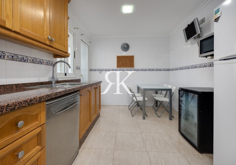 Resale - Apartment - Torrevieja - Centro