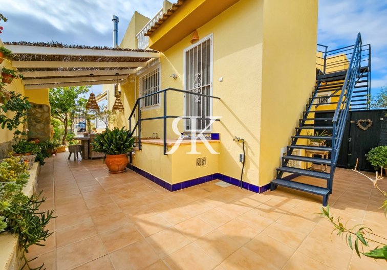 Resale - Semi-detached Villa  - Rojales - Ciudad Quesada