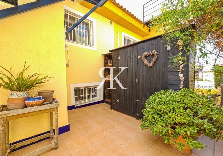 Resale - Semi-detached Villa  - Rojales - Ciudad Quesada