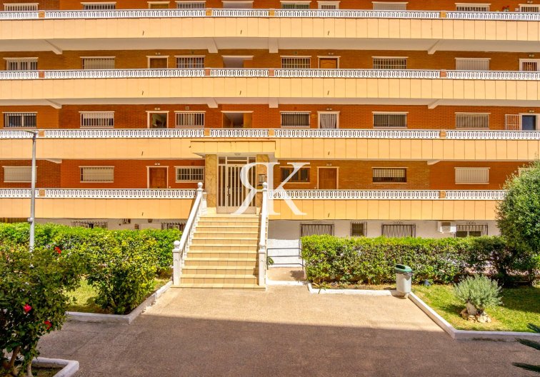 Resale - Apartment - Torrevieja - Punta Prima