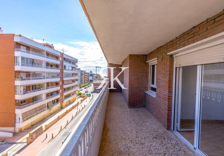 Segunda mano - Apartamento  - Torrevieja - Punta Prima