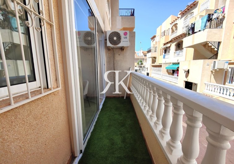 Herverkoop - Appartement - Torrevieja - Calas Blancas