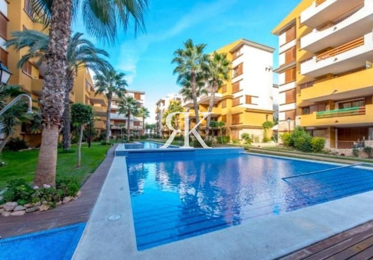 Herverkoop - Appartement - Torrevieja - Punta Prima