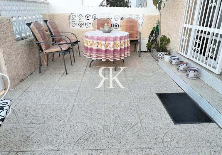 Resale - Bungalow - Torrevieja - El Chaparral