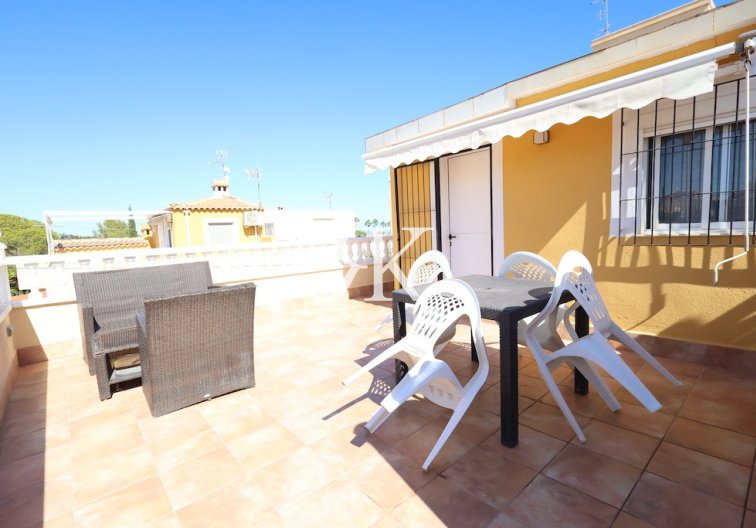 Herverkoop - Halfvrijstaande villa - Orihuela Costa - Cabo Roig 