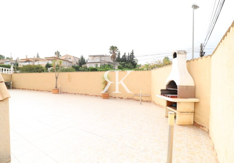 Resale - Detached Villa - Torrevieja - Los Balcones 