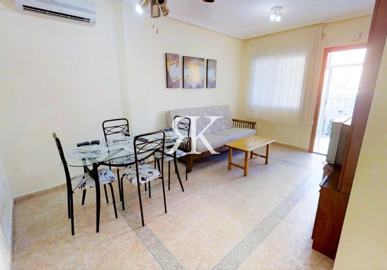 Revente - Bungalow - Torrevieja - Aguas Nuevas