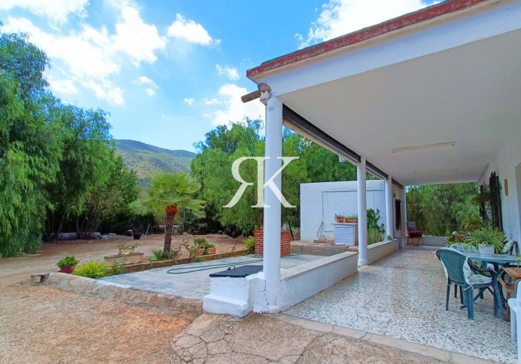 Resale - Detached Villa - Hondón de las Nieves