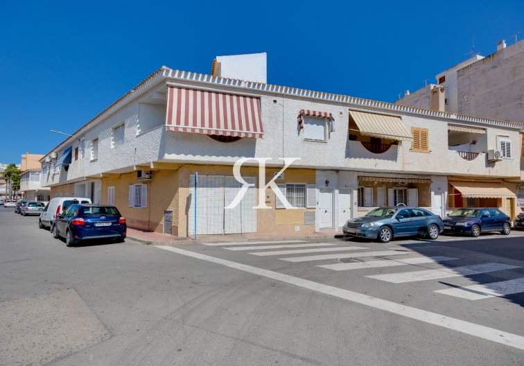 Wiederverkauf - Wohnung - Torrevieja - El Acequión